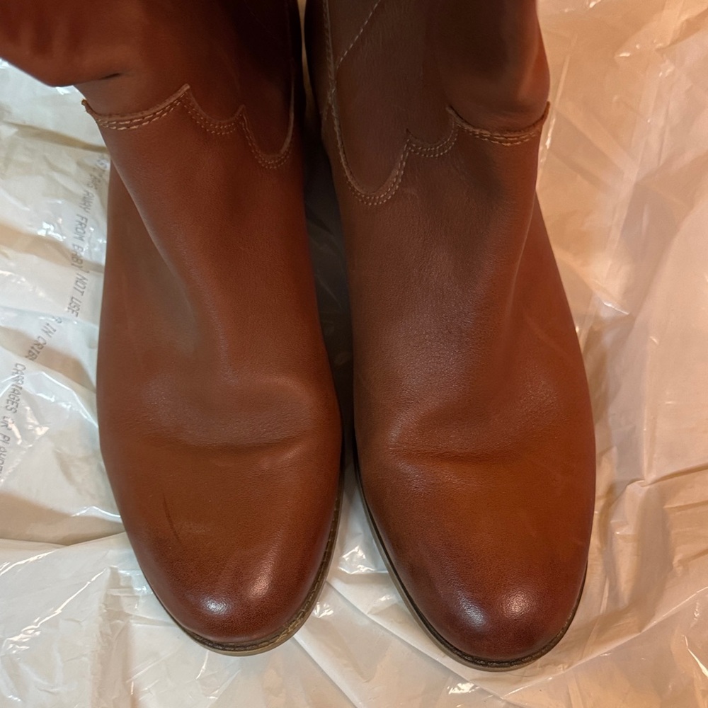 FRYE AND CO. Women's Brown Leather Heeled Tania Boots